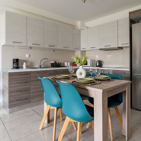 Modern Spacious Apartment Located In بيرايوس المظهر الخارجي الصورة